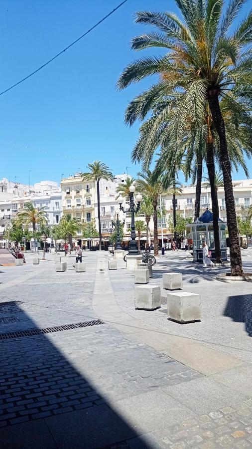 Apartamentos Plaza Santo Domingo Cadiz Dış mekan fotoğraf