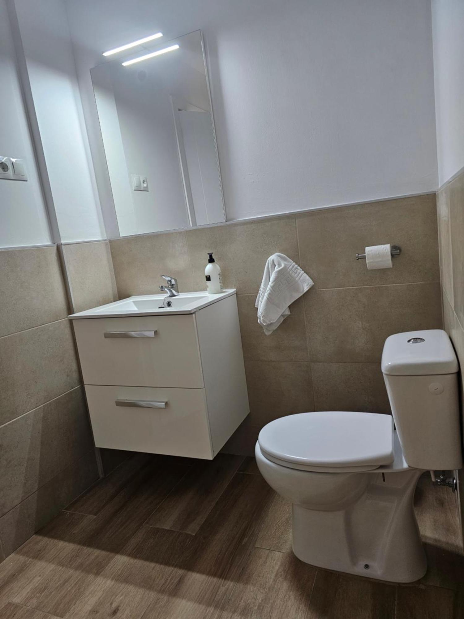 Apartamentos Plaza Santo Domingo Cadiz Dış mekan fotoğraf